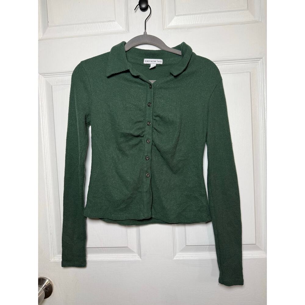 Green Ribbed Ruched Button Front Collared Top Long Sleeve M - Picture 2 of 4